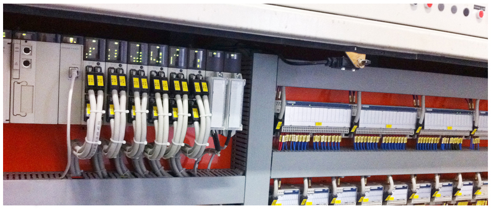 quadri elettrici di automazione industriale con PLCC